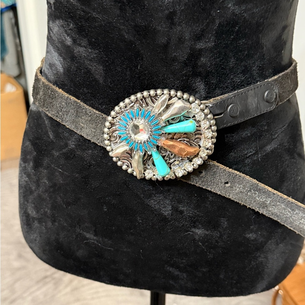 Turquoise and Silver Belt Buckle - Picture 4 of 5